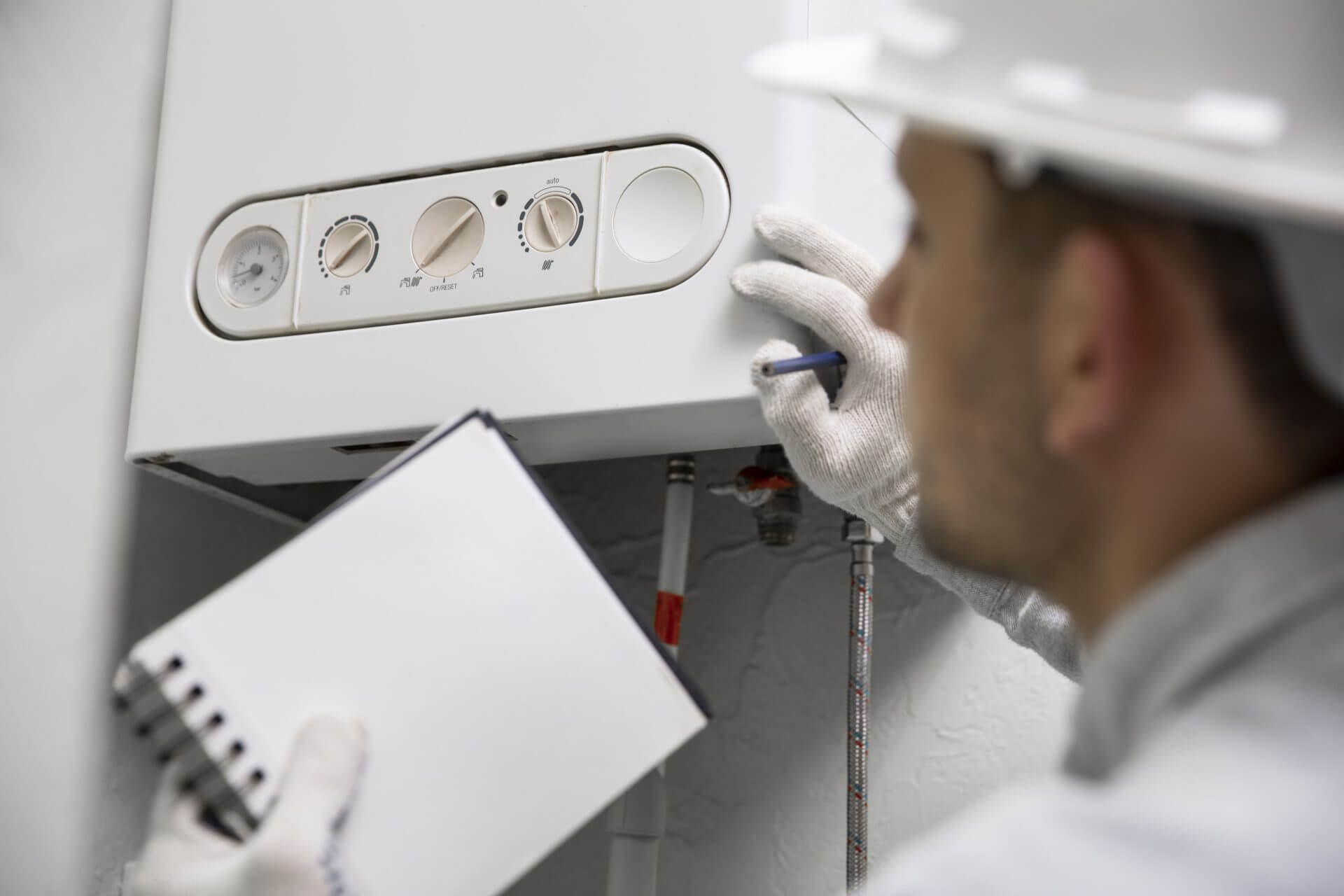 Read more about the article UK energy bills to rise to fund network improvements